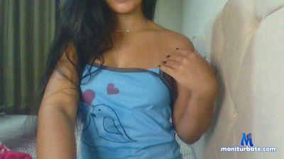 Laurasoarez cam4 straight performer from Federative Republic of Brazil  