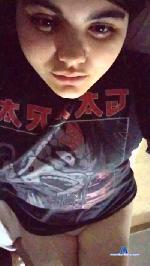 Valkiii cam4 livecam show performer room profile