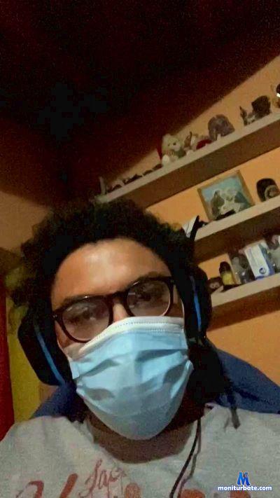 andreabg84 cam4 straight performer from Republic of Italy  