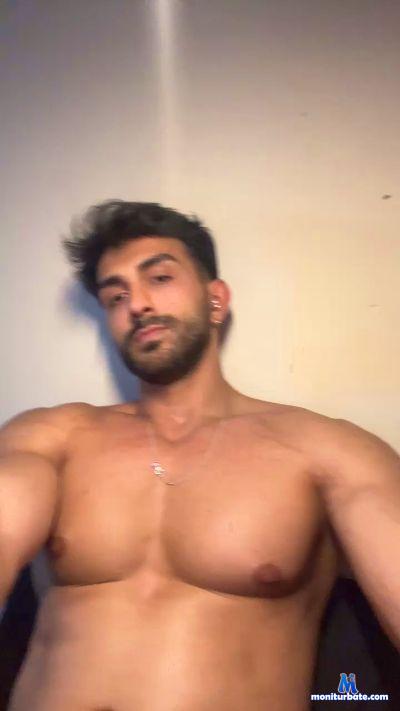 ChocoPriapus cam4 bisexual performer from United Kingdom of Great Britain & Northern Ireland  