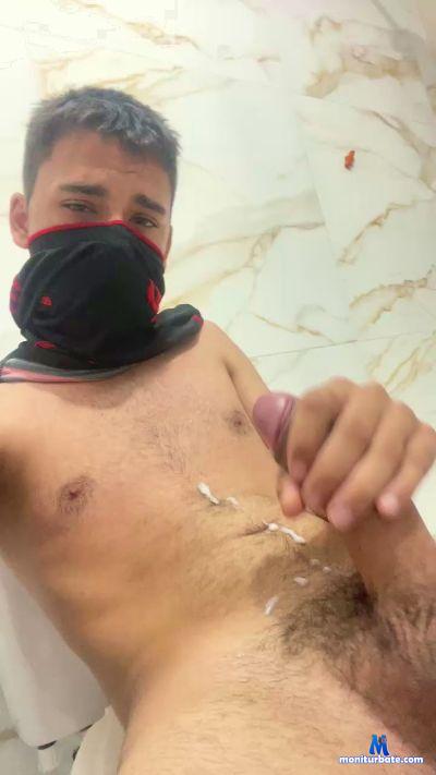 Caio65432 cam4 gay performer from Federative Republic of Brazil  