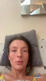 Carly1992 cam4 livecam show performer room profile