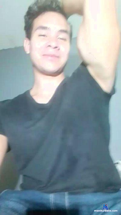 SexyNeneLindo cam4 straight performer from Republic of Colombia  