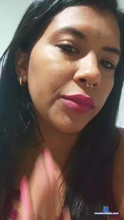 Larissabadgirl cam4 live cam performer profile