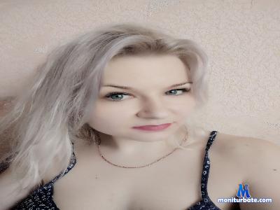 RiveraMaureen cam4 bisexual performer from United States of America masturbation striptease cum cute pussy ass anal 