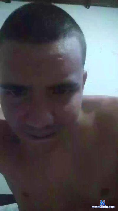 dunocarlos1 cam4 bicurious performer from Bolivarian Republic of Venezuela  