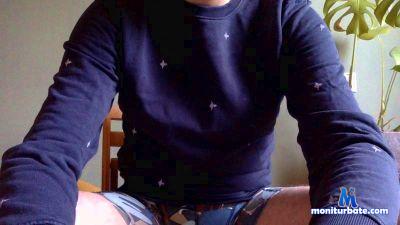 Justin2015 cam4 bicurious performer from Kingdom of the Netherlands  