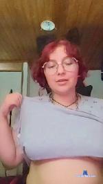 Holisholis cam4 livecam show performer room profile