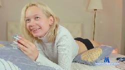 FayWalton cam4 live cam performer profile