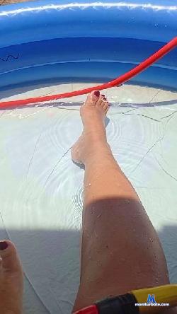 Jhenysexy3 cam4 live cam performer profile