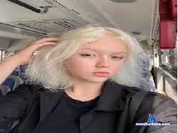 ElwineBrindle cam4 live cam performer profile