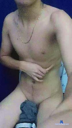 Crespleyn cam4 live cam performer profile