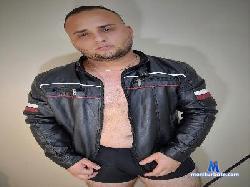 Austin_Guryan cam4 live cam performer profile