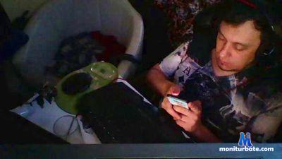 ezzeckiel cam4 straight performer from Republic of Chile  