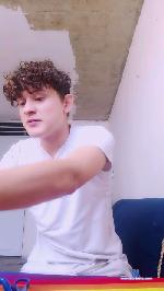 Evandian cam4 livecam show performer room profile