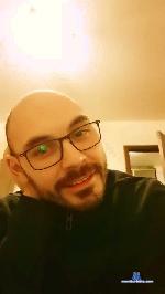 romainsex84 cam4 livecam show performer room profile