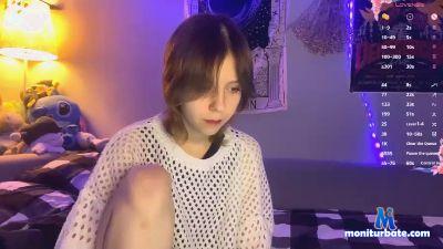 VenettaTeats cam4 bisexual performer from French Republic schoolgirl squirt C2C spanking cute ass feet 