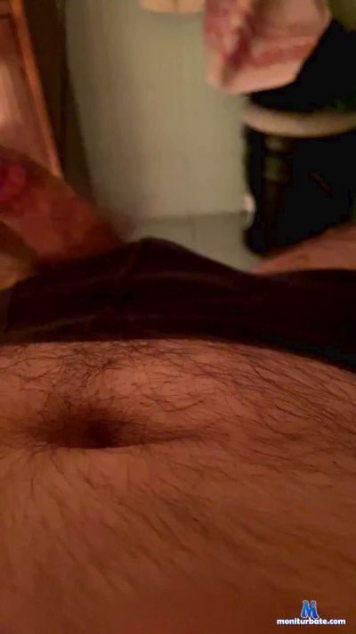 kevin2565 cam4 bisexual performer from Republic of Italy  