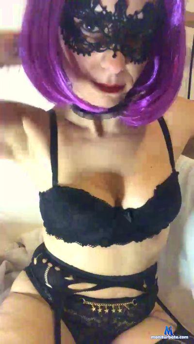 Puxypuxy cam4 bicurious performer from Republic of Italy  
