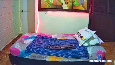 Cosmo_Whale cam4 bisexual performer from Republic of Colombia rollthedice 