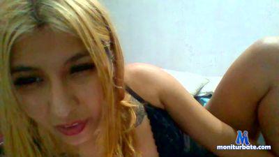 Moonandcat cam4 bicurious performer from Republic of Chile latina 