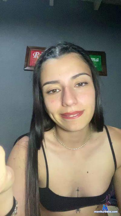 nataly69_xxx cam4 bisexual performer from Argentine Republic  