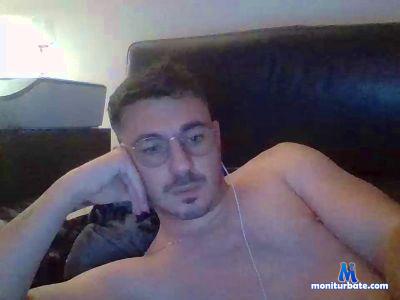 frenchnstraight cam4 straight performer from French Republic  