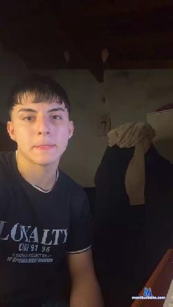 ssantyy18_ cam4 live cam performer profile