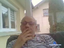 quiqui25 cam4 live cam performer profile