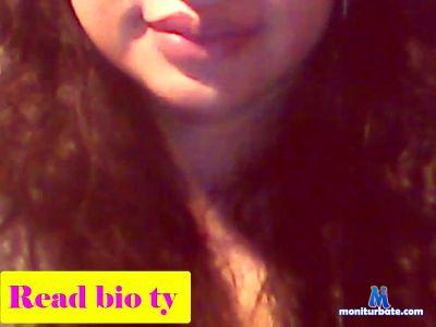 delilah4 cam4 bisexual performer from United States of America  