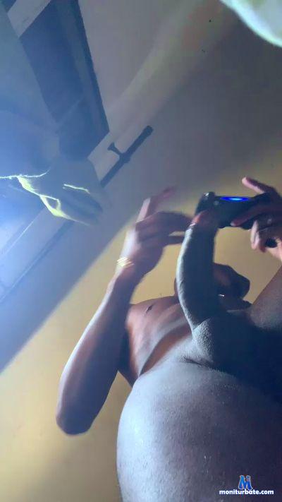 Paudenvinho cam4 unknown performer from Federative Republic of Brazil  