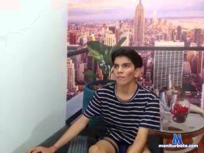 jccgreen123 cam4 bicurious performer from United States of America  