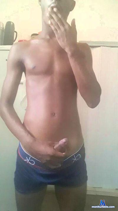 luuu22hot cam4 bisexual performer from Federative Republic of Brazil  