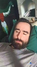 Vanbook90 cam4 livecam show performer room profile