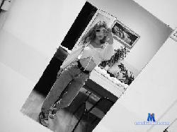 AugustaEllson cam4 live cam performer profile