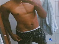 theushot_sexy4 cam4 live cam performer profile
