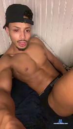 Tomtresor cam4 livecam show performer room profile
