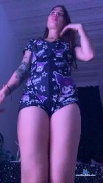 Isa__555 cam4 livecam show performer room profile
