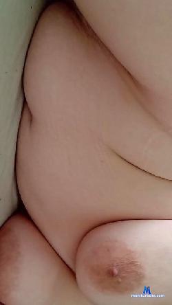 Laiyla19 cam4 live cam performer profile