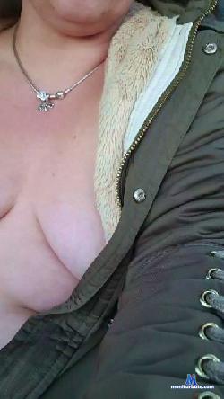 frivolsl cam4 live cam performer profile