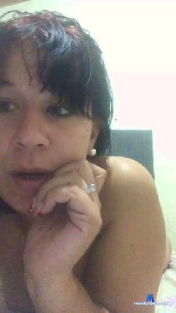 miaa25 cam4 live cam performer profile