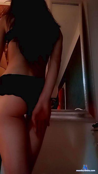 charlotte072 cam4 bicurious performer from United States of America amateur bdsm lesbian 