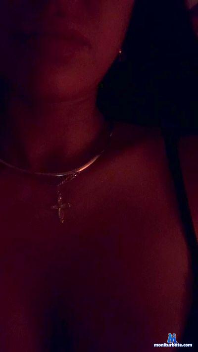 sexycouple6900 cam4 bisexual performer from Republic of Italy  