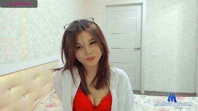 lizzywest cam4 straight performer from United States of America squirt cumshow pussyplay mistress 