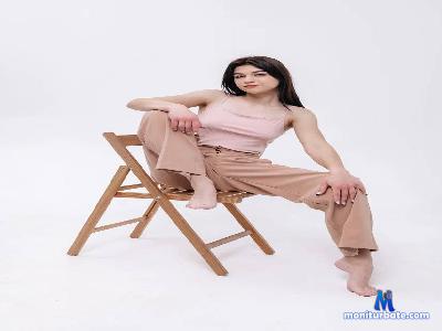 GlennaCounsell cam4 bisexual performer from French Republic schoolgirl C2C cute feet spanking lesbian 