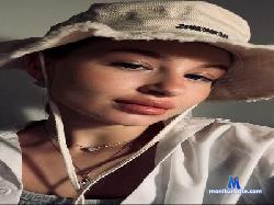 SheenaGreaves cam4 live cam performer profile