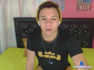 santidisousa cam4 gay performer from United States of America new twink latin bigcock colombia shave 