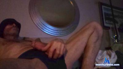 Dmytrio cam4 gay performer from Canada  