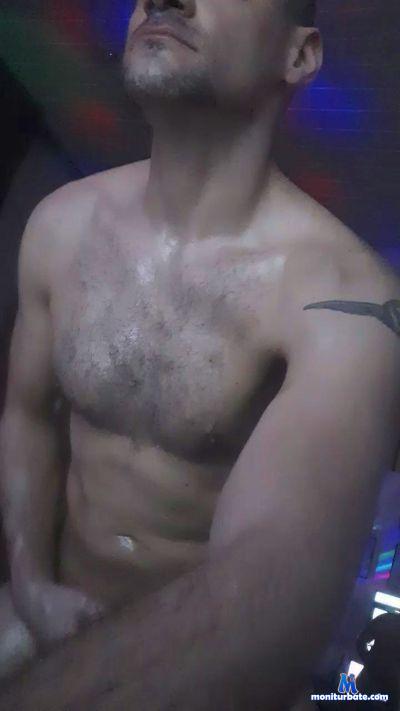 StuHard_sexy cam4 straight performer from Federal Republic of Germany  