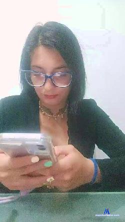 Quetesh25 cam4 live cam performer profile
